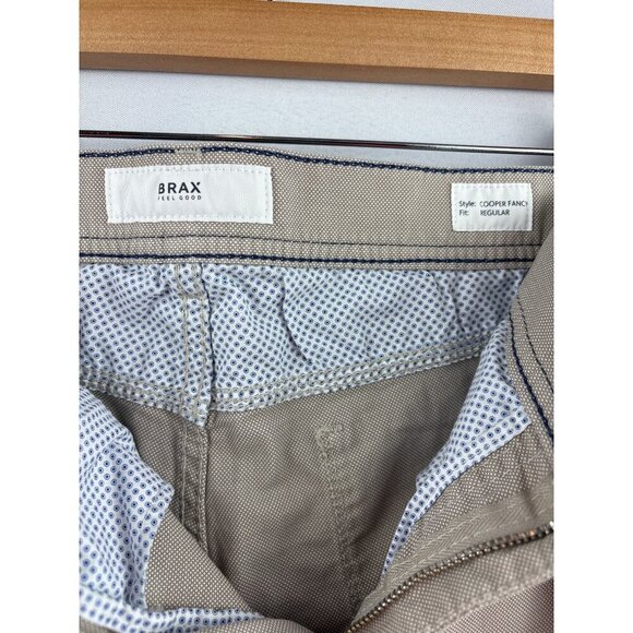 Men’s Brax Feel Good Size 26 Khaki Slacks - Picture 5 of 6